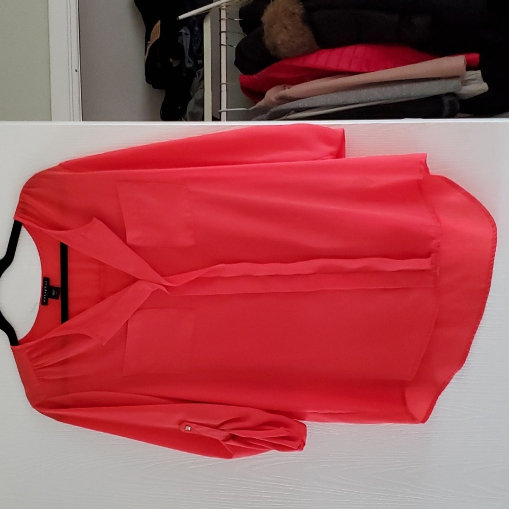 Bright 3/4 sleeve blouse